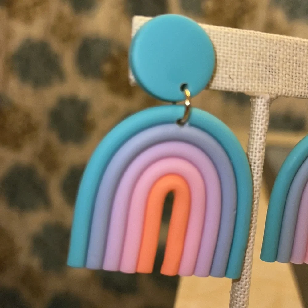 gorgeous rainbow clay earrings - Picture 3 of 9